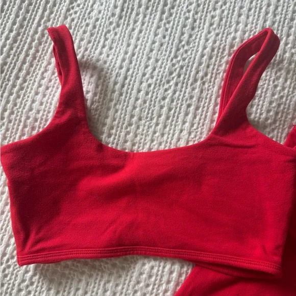 SET Active Red Matching Set - Picture 3 of 9